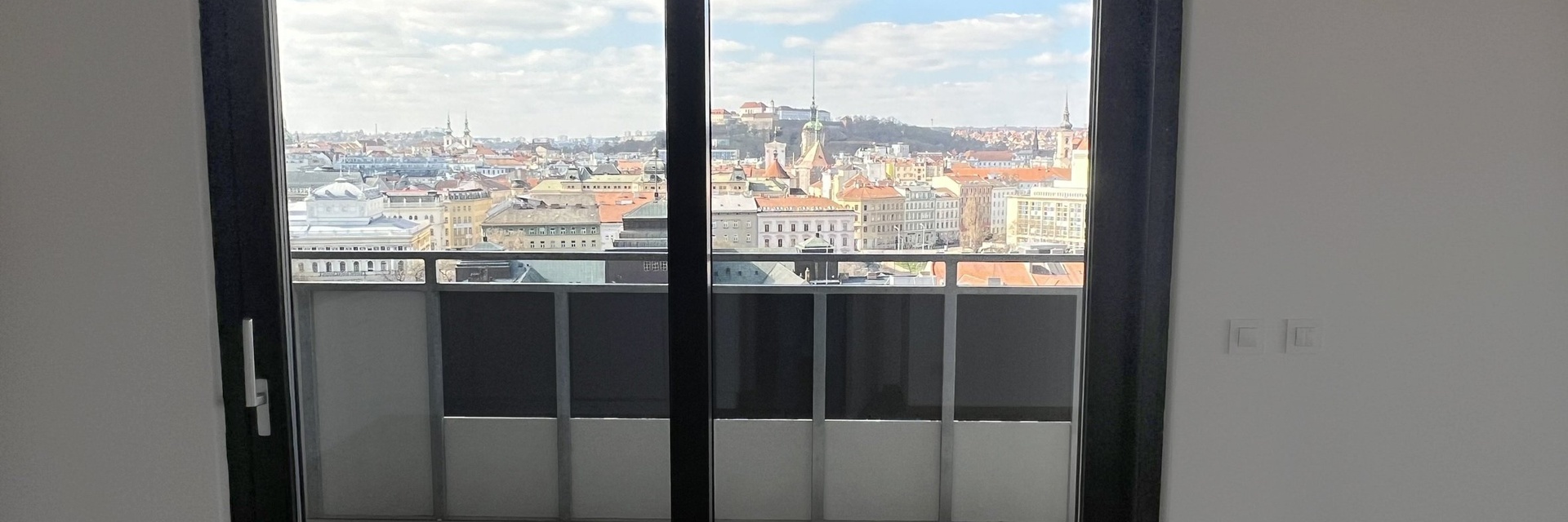 Pronájem exkluzivního bytu 3+kk s nádherným výhledem na Brno