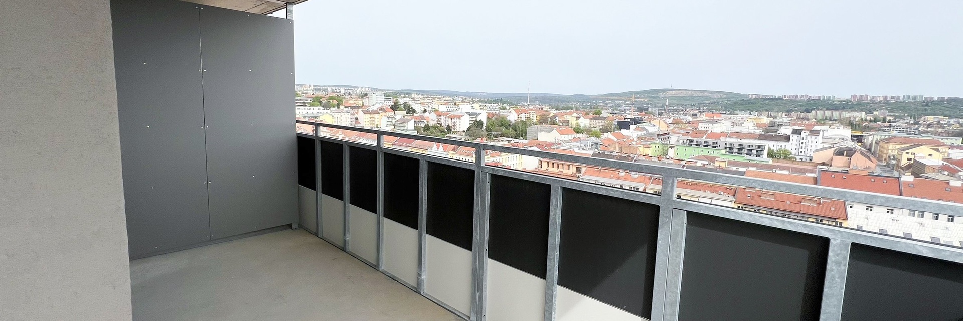 Pronájem exkluzivního bytu 4+kk s nádherným výhledem na Brno