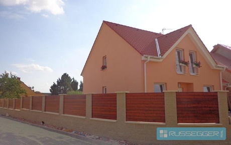 Prodej dokončeného rodinného domu 5+kk s garáží v klidné ulici, Kobylnice  , Ev.č.: vrzalDM27524