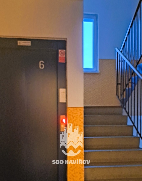 výtah chodbě