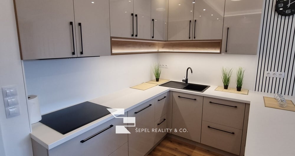 Pronájem částečně zařízeného bytu 2+kk 56m² s balkonem 5m² v novostavbě Brno - Královo Pole, Ponava