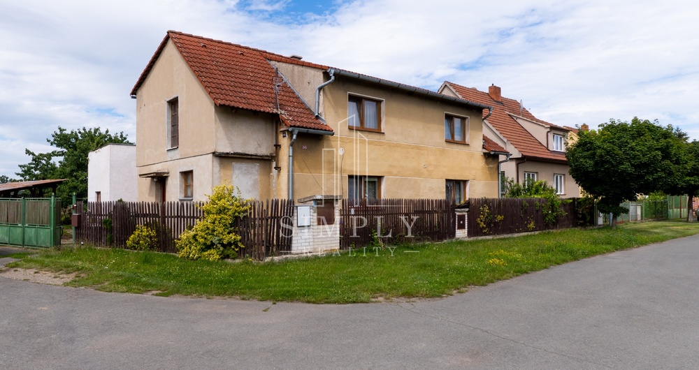 Prodej rodinného domu 6+2, 160 m2, Dolní Beřkovice, okr. Praha - východ