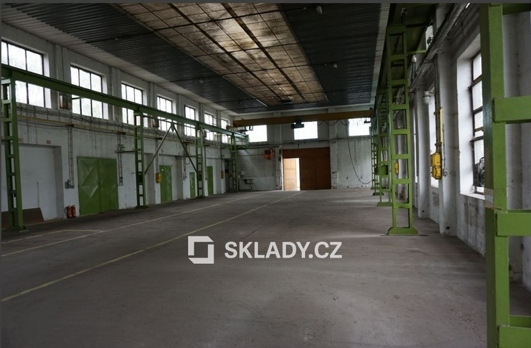 ZB Real Slavkov 1 000 m2.