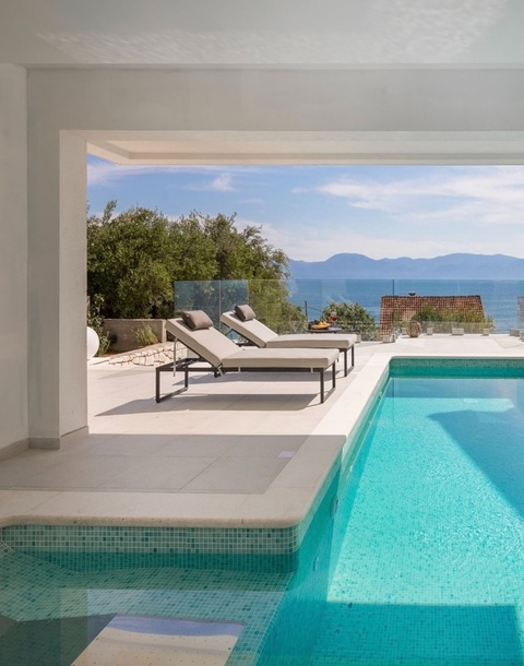 luxury-villa-tranquility-podaca-with-pool-by-the-seaResized