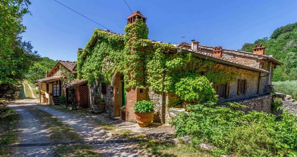 Kamenné vily v Údolí Arno, 770 m² - Terranuova Bracciolini - Toskánsko
