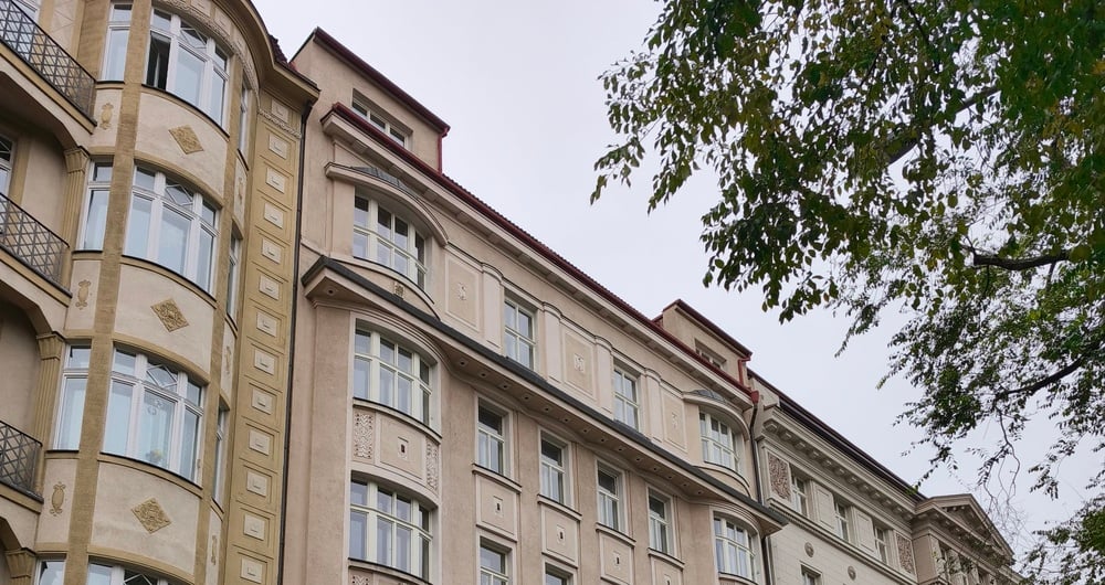 Luxusní 4+1 k vlastní rekonstrukci (138,4 m²) – Náměstí 14. Října, Praha 5