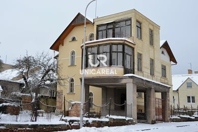 Prodáno: Prodej domu MUDr. Janečka, Husova ul., Boskovice, C.P.: 571 m², Z.P.:341m²