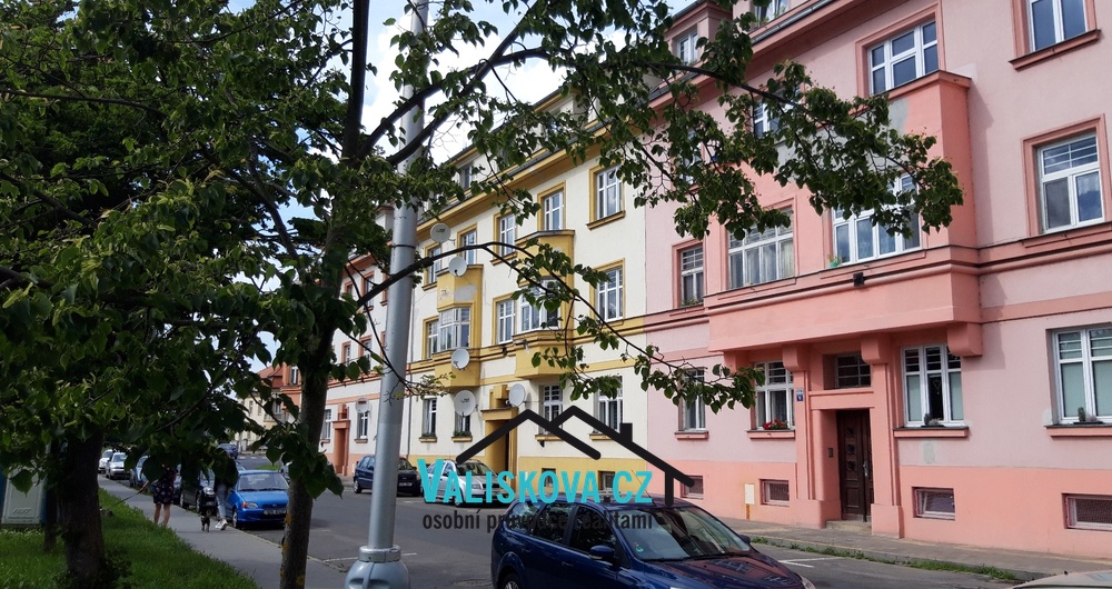 Prodej velkometrážního bytu 2+1  v Kroměříži