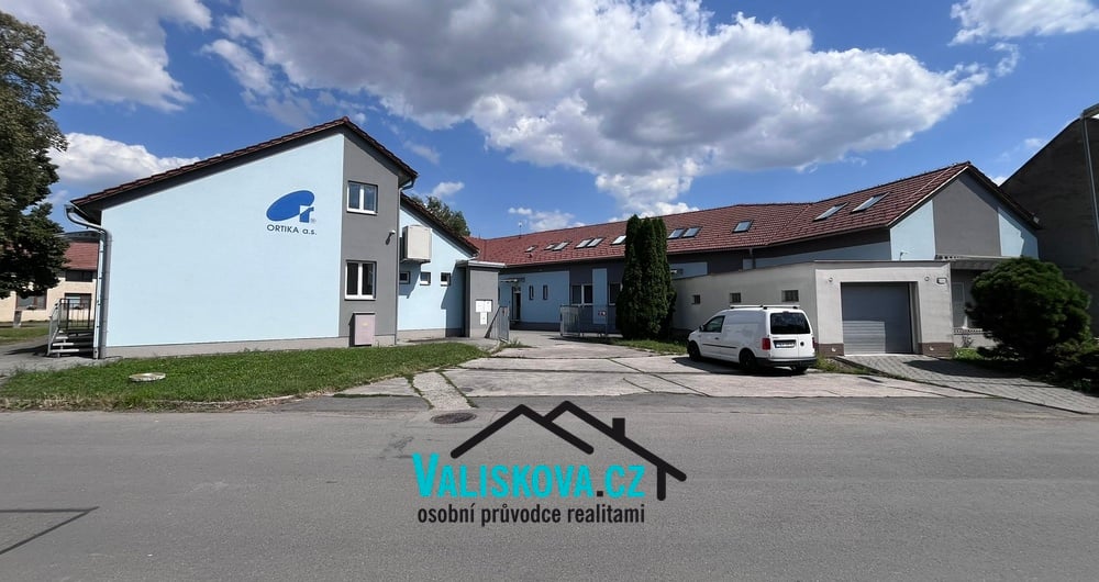 Pronájem kanceláře 300 m², Hulín