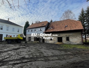Prodej dvou domů v Ebersbachu - Německo