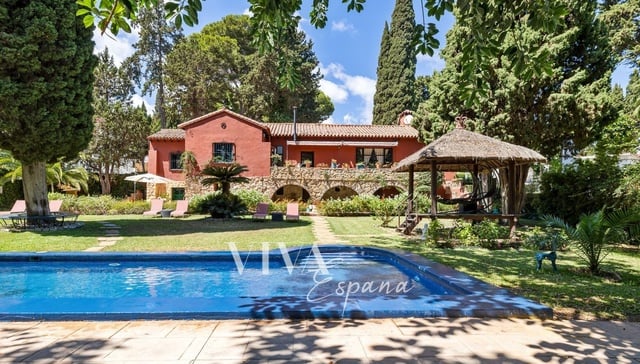 Detached Villa for sale 493 m² Torremolinos