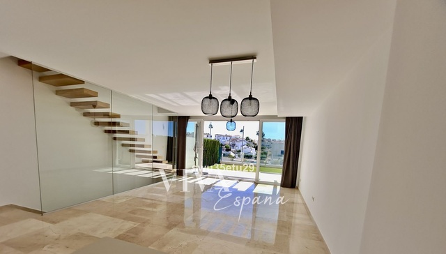 Řadový dům na prodej 229 m² Calahonda