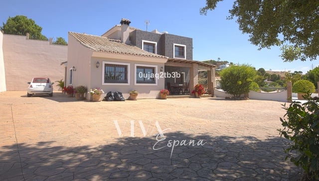 Vila na prodej 292 m² Estepona