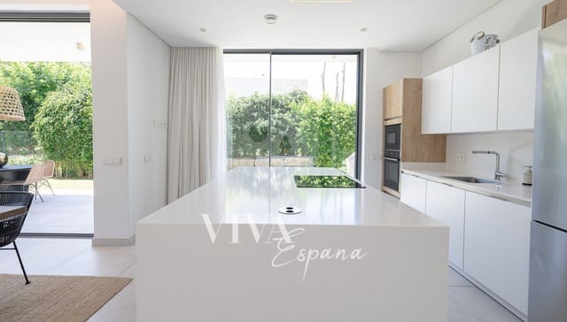 Vila na prodej 354 m² Estepona