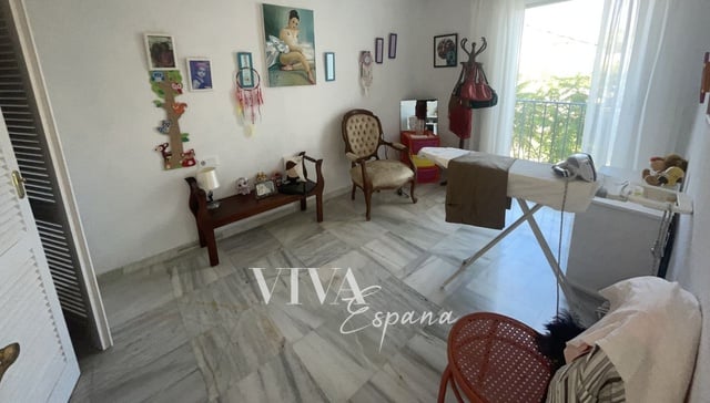 Detached Villa for sale 130 m² Estepona