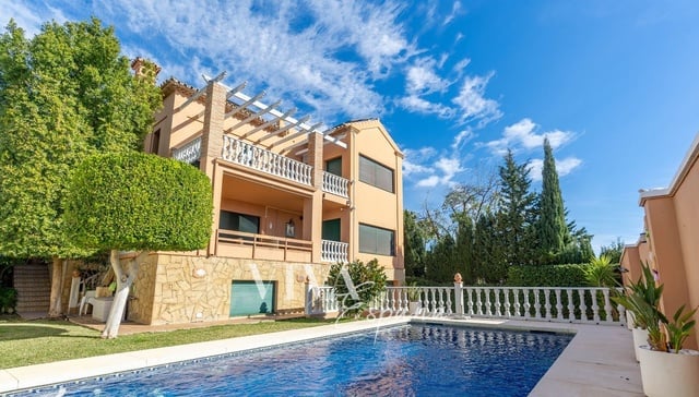 Vila na prodej 300 m² Estepona