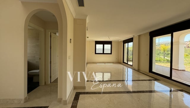 Vila na predaj 171 m² Estepona