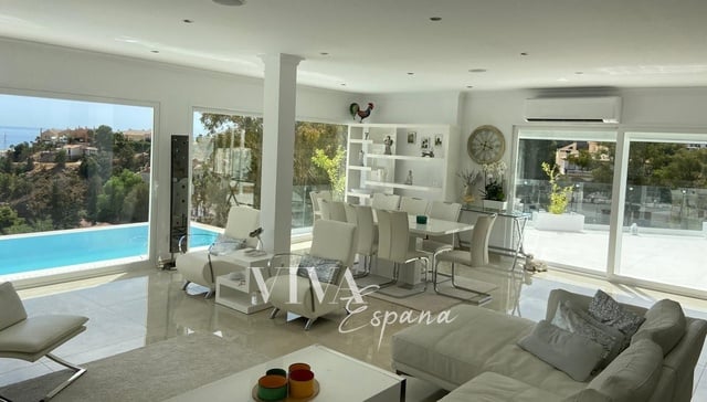 Detached Villa for sale 180 m² Fuengirola