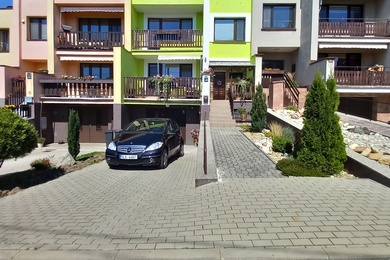 Prodej, rodinný dům 6+2, 280 m² - Hrádek nad Nisou, ul. Řadová, Ev.č.: 00135