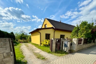 Prodej rodinné domy, 150 m²  se zahradou 720 m² - Mnichovo Hradiště - Veselá, Ev.č.: 00209